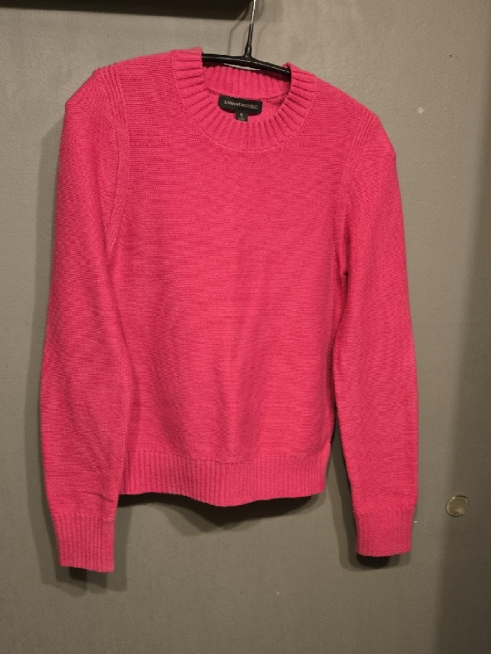 Banana Republic Pink Crewneck Sweater Sz S - Picture 5 of 5